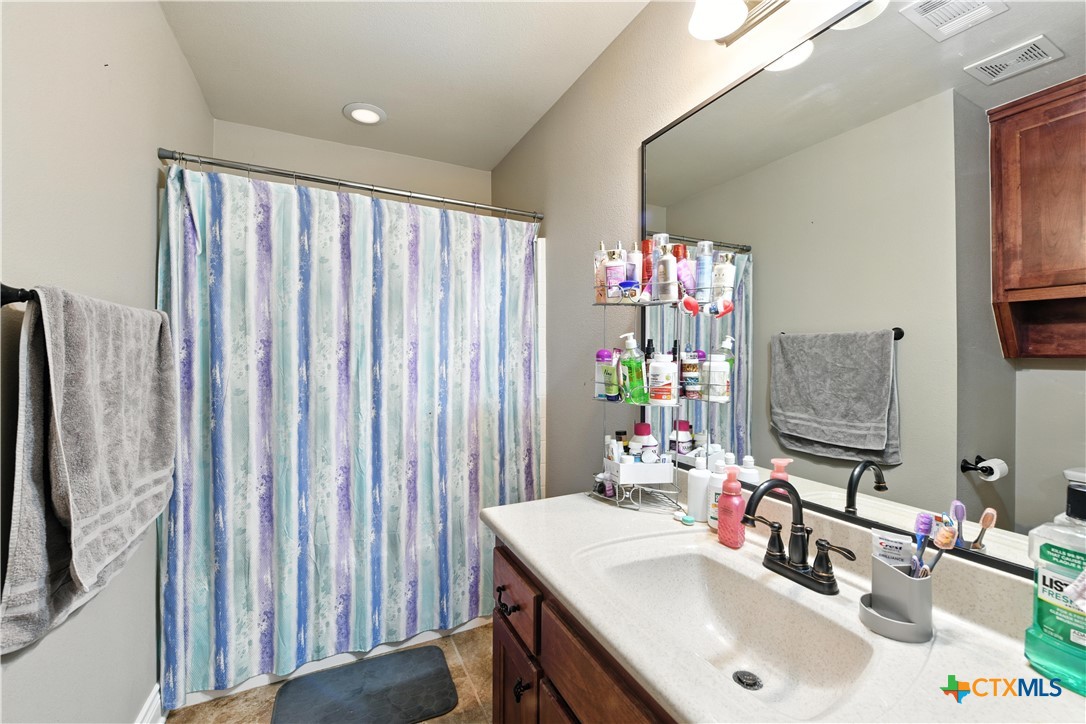 Kempner, Texas, 76539, United States, 4 Bedrooms Bedrooms, ,4 BathroomsBathrooms,Residential,For Sale,1903340