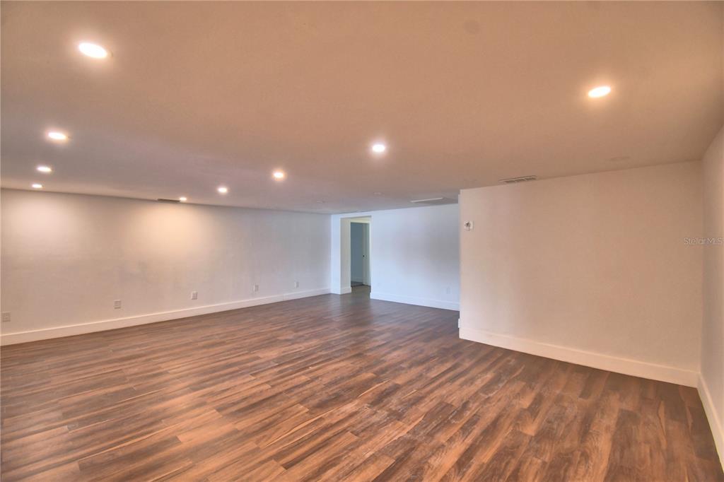 Winter Haven, Florida, 33881, United States, 9 Bedrooms Bedrooms, ,7 BathroomsBathrooms,Residential,For Sale,2003351