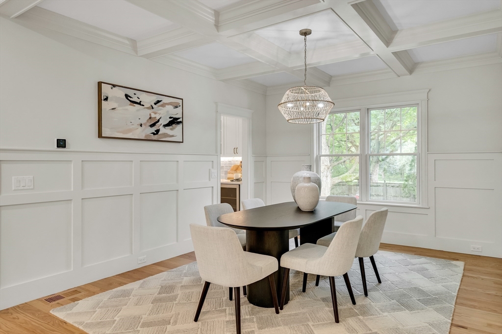 Lexington, Massachusetts, 02421, United States, 5 Bedrooms Bedrooms, ,5 BathroomsBathrooms,Residential,For Sale,1849755