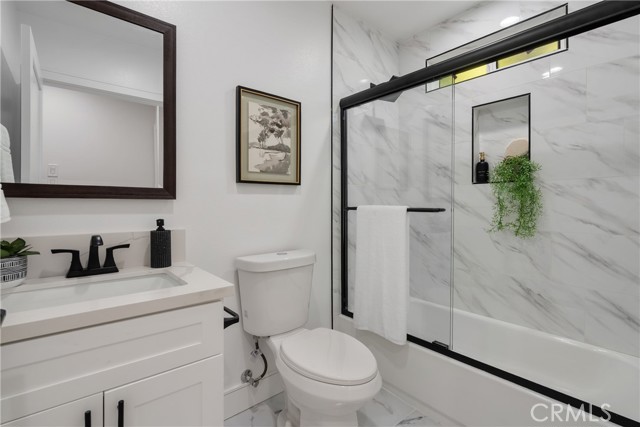 Los Angeles, California, 90016, United States, 7 Bedrooms Bedrooms, ,4 BathroomsBathrooms,Residential,For Sale,2006149