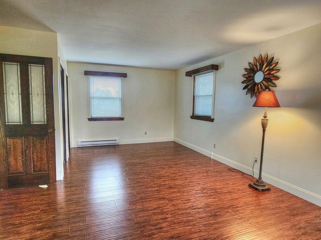 Williston, Vermont, 05495, United States, 3 Bedrooms Bedrooms, ,2 BathroomsBathrooms,Residential,For Sale,2001004