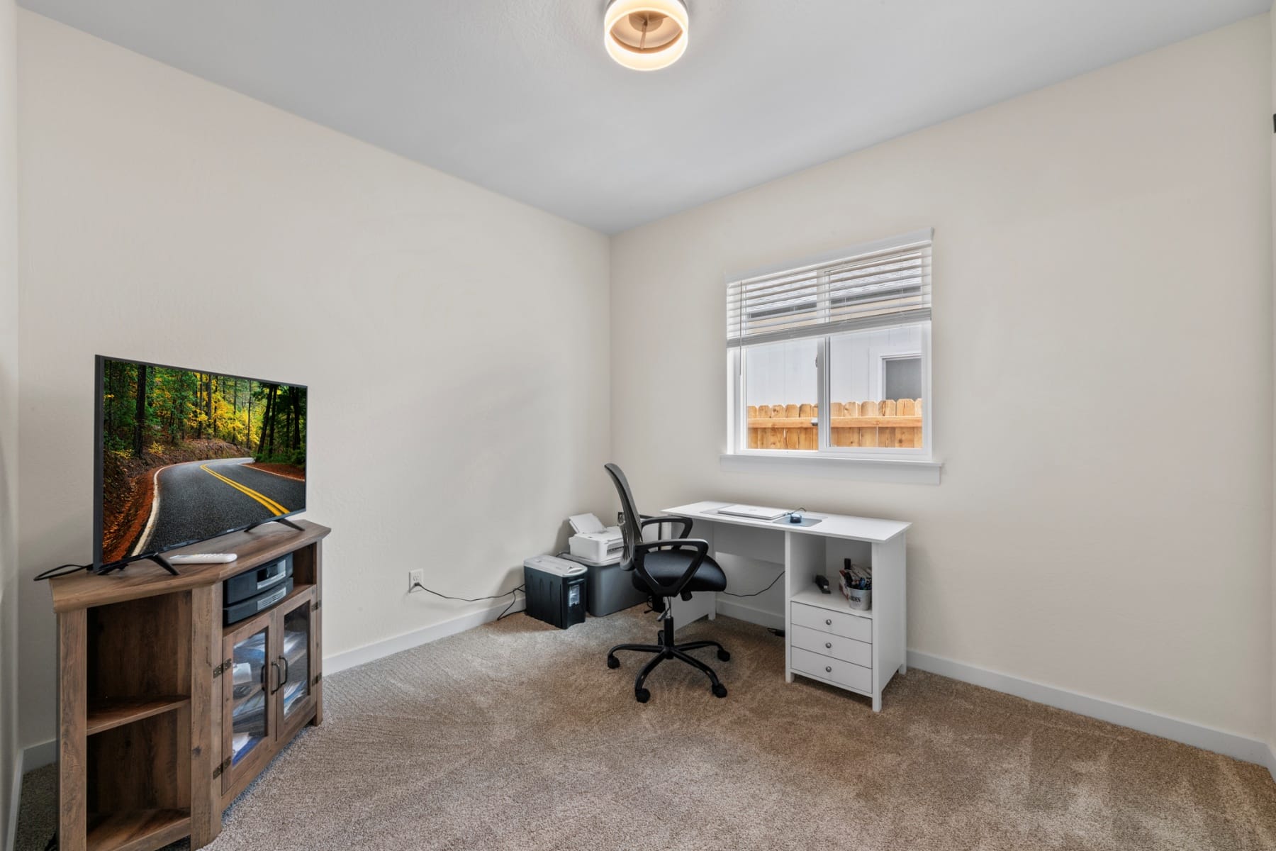  723 Dahl Place Medford, OR 97501 - 物件實景