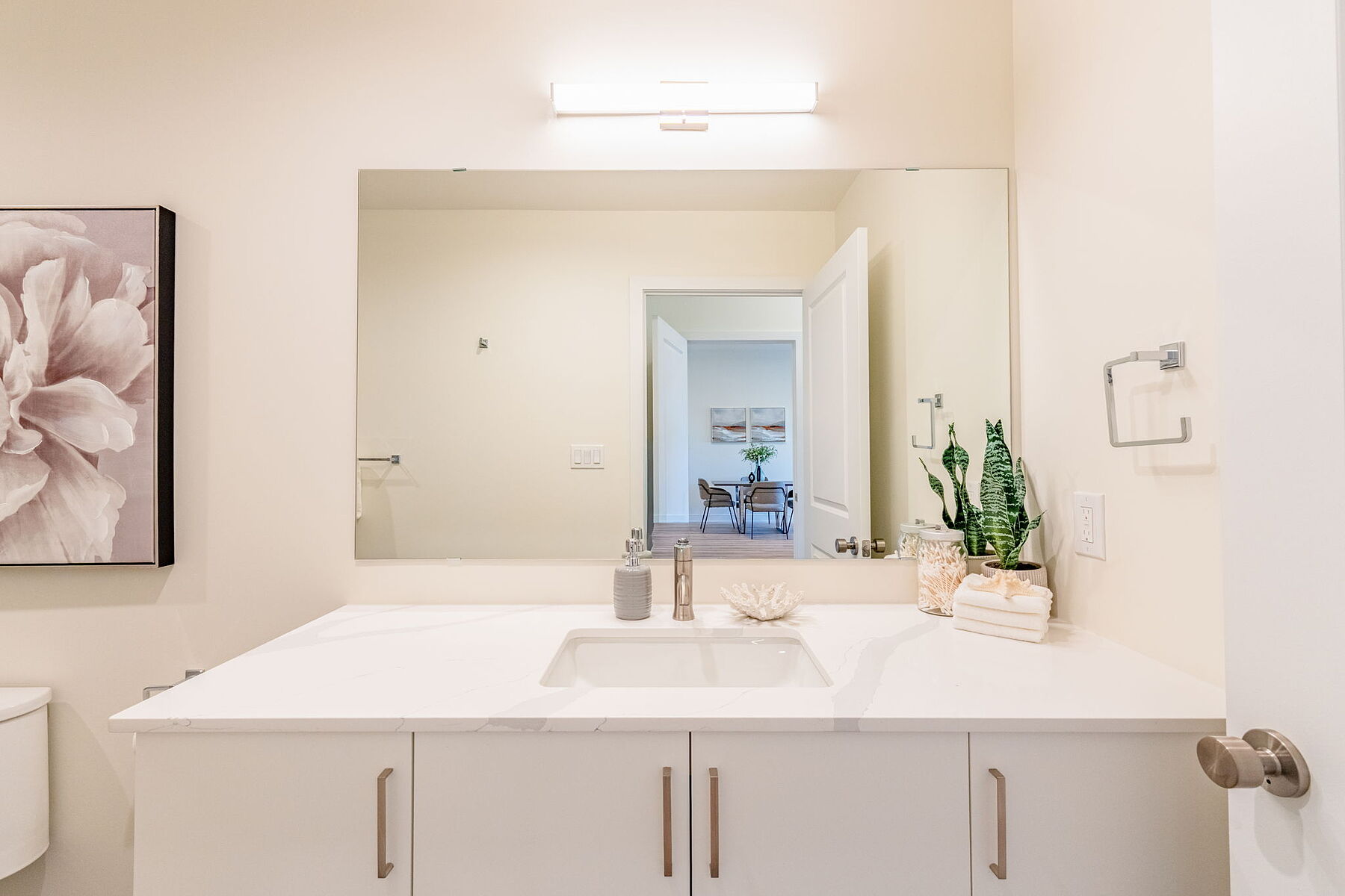  Bright & Spacious Condo Living - 物件實景