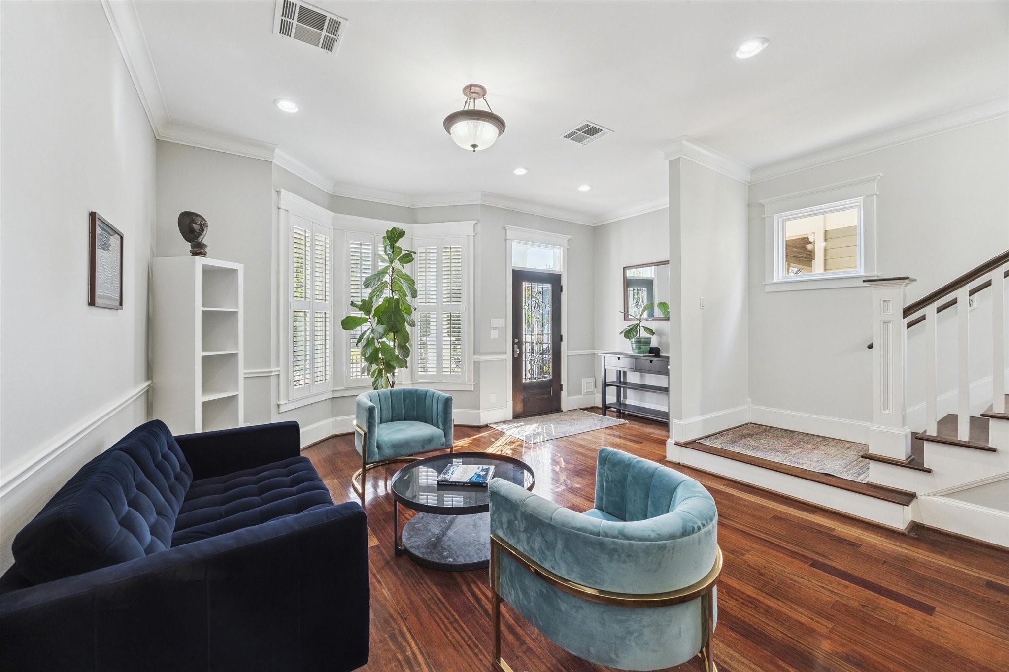  1315 W 22nd Street - 物件實景