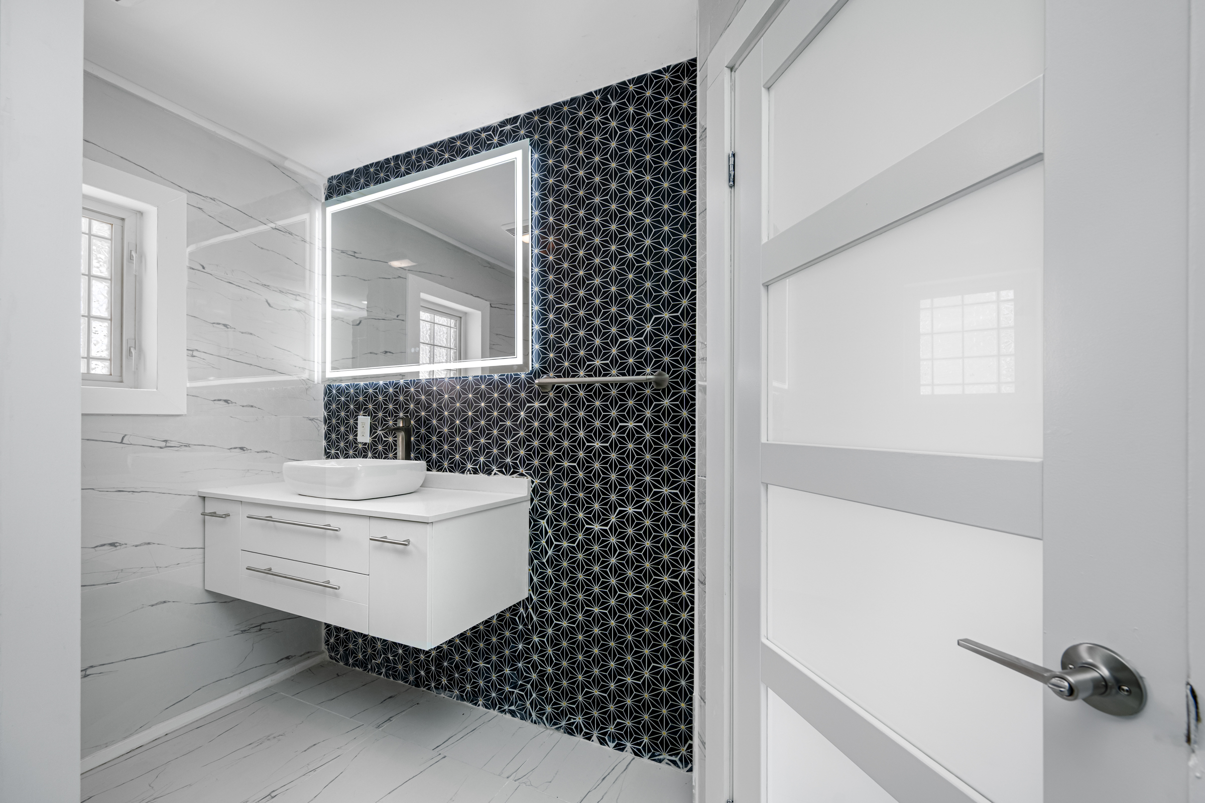 Treasure Island, Florida, 33706, United States, 3 Bedrooms Bedrooms, ,2 BathroomsBathrooms,Residential,For Sale,1990386