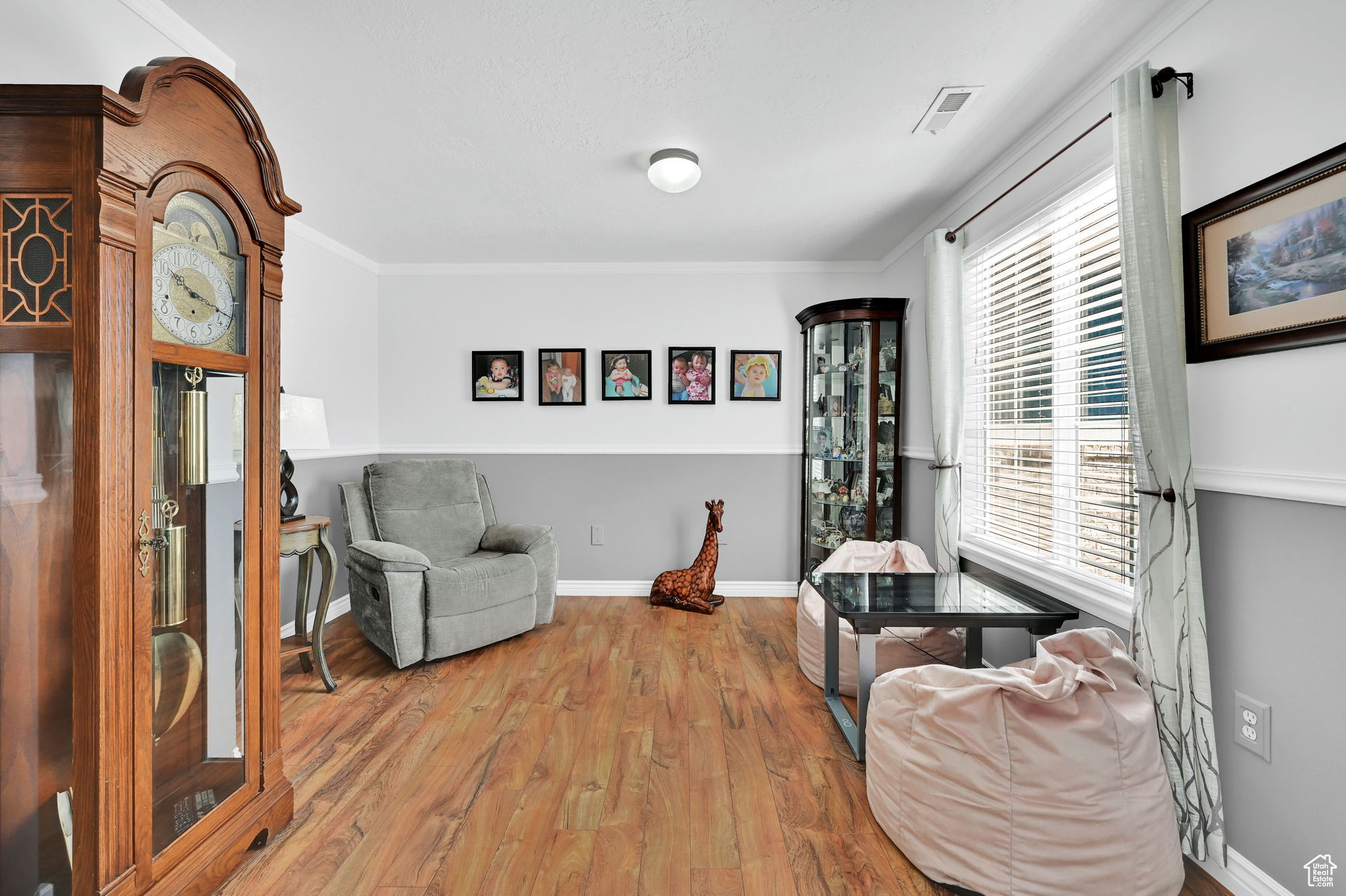 Farr West, Utah, 84404, United States, 4 Bedrooms Bedrooms, ,3 BathroomsBathrooms,Residential,For Sale,1865277