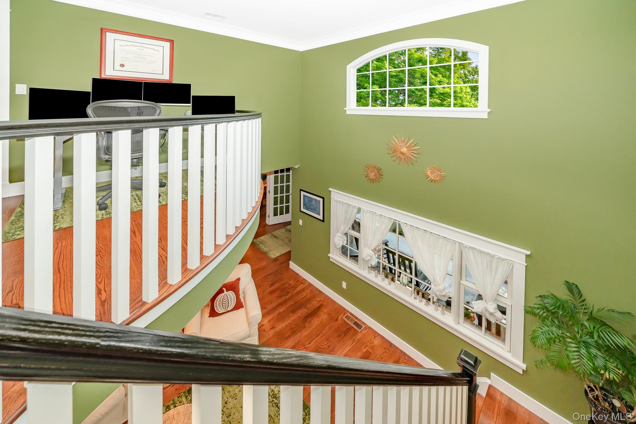 New Hyde Park, New York, 11040, United States, 4 Bedrooms Bedrooms, ,4 BathroomsBathrooms,Residential,For Sale,1976805