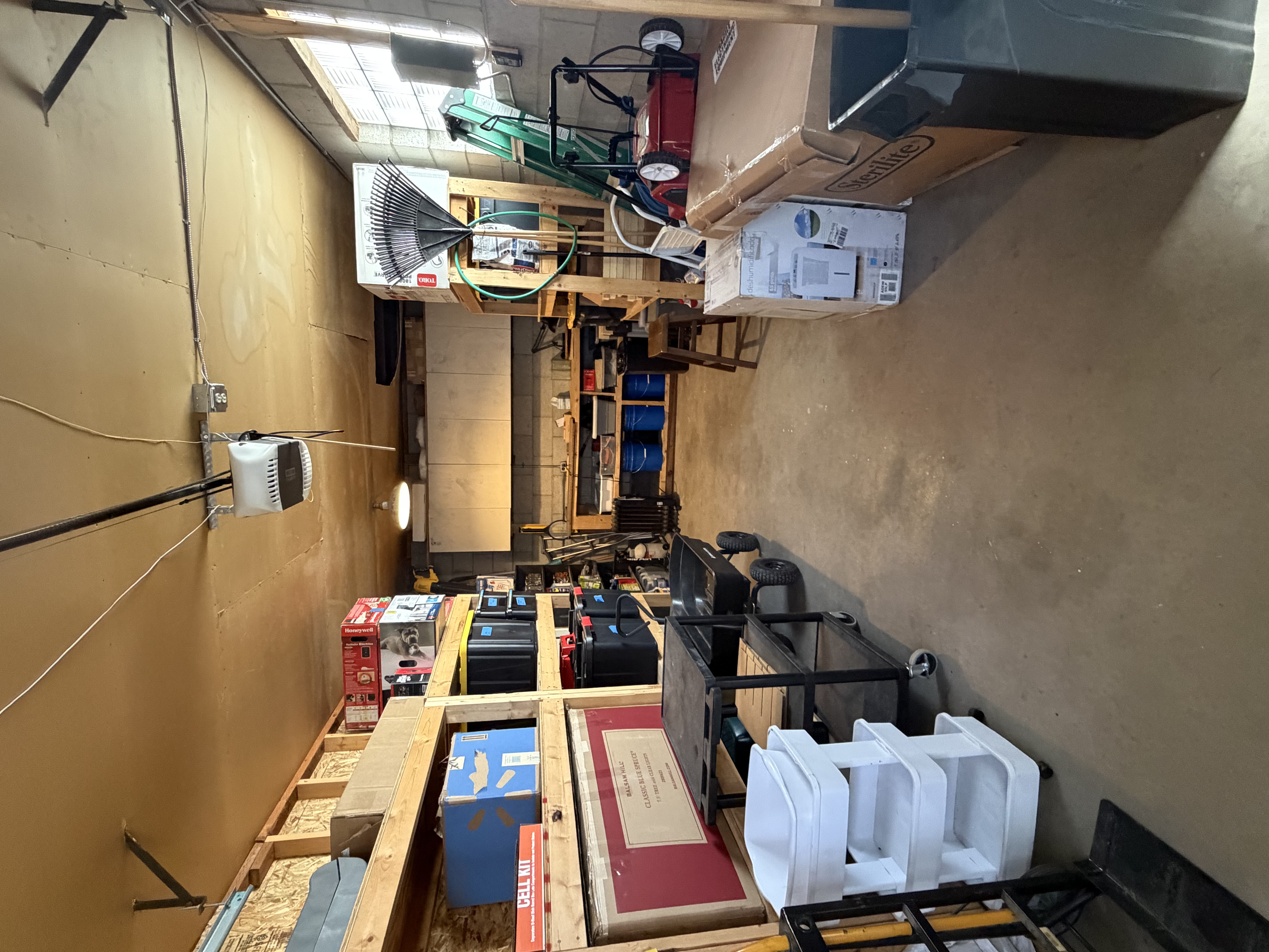 Butte, Montana, 59701, United States, 4 Bedrooms Bedrooms, ,4 BathroomsBathrooms,Residential,For Sale,1995407