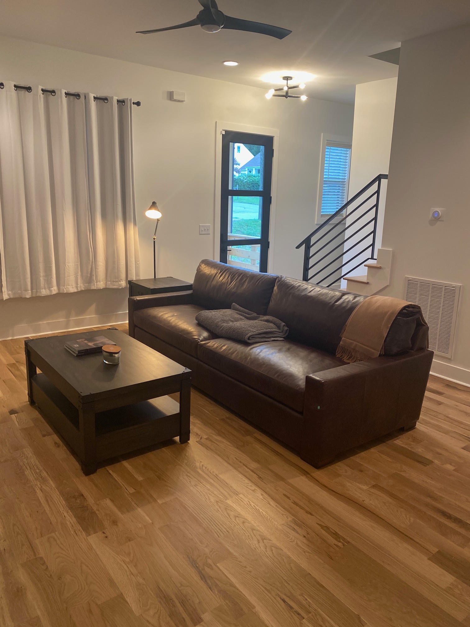 Nashville, Tennessee, 37207, United States, 4 Bedrooms Bedrooms, ,3 BathroomsBathrooms,Residential,For Sale,1921406