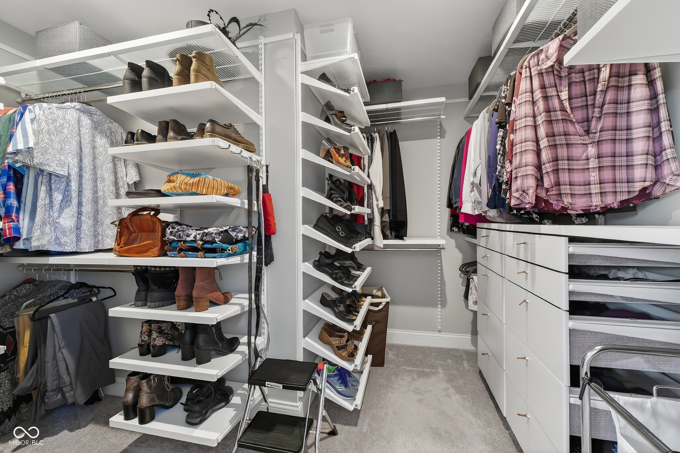 Fishers, Indiana, 46037, United States, 4 Bedrooms Bedrooms, ,3 BathroomsBathrooms,Residential,For Sale,2013511