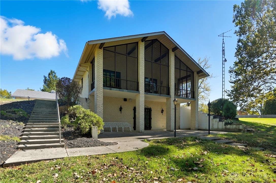 Brookville, Ohio, 45309, United States, 3 Bedrooms Bedrooms, ,4 BathroomsBathrooms,Residential,For Sale,1995742