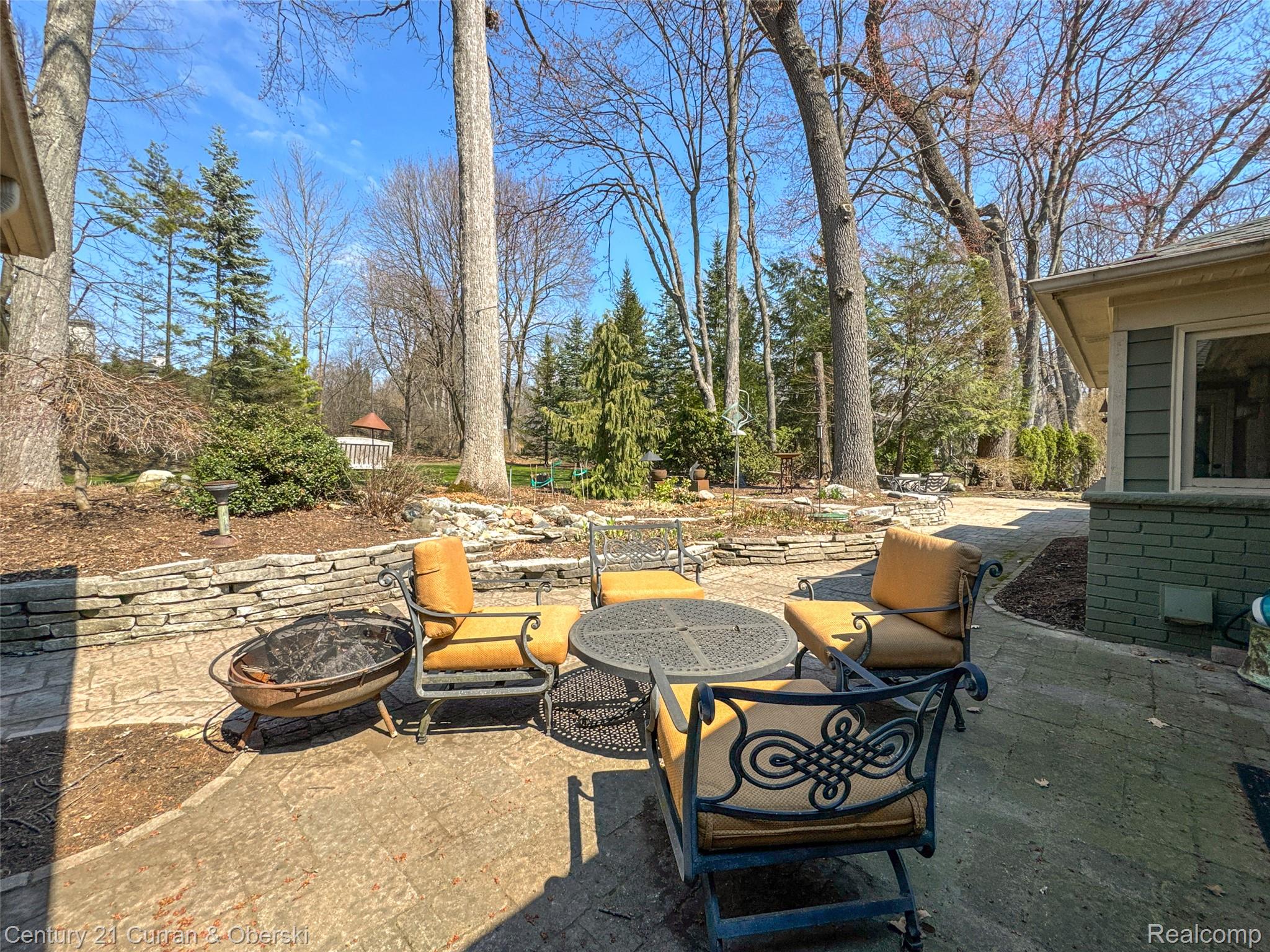 Bloomfield Hills, Michigan, 48301, United States, 4 Bedrooms Bedrooms, ,4 BathroomsBathrooms,Residential,For Sale,2035852