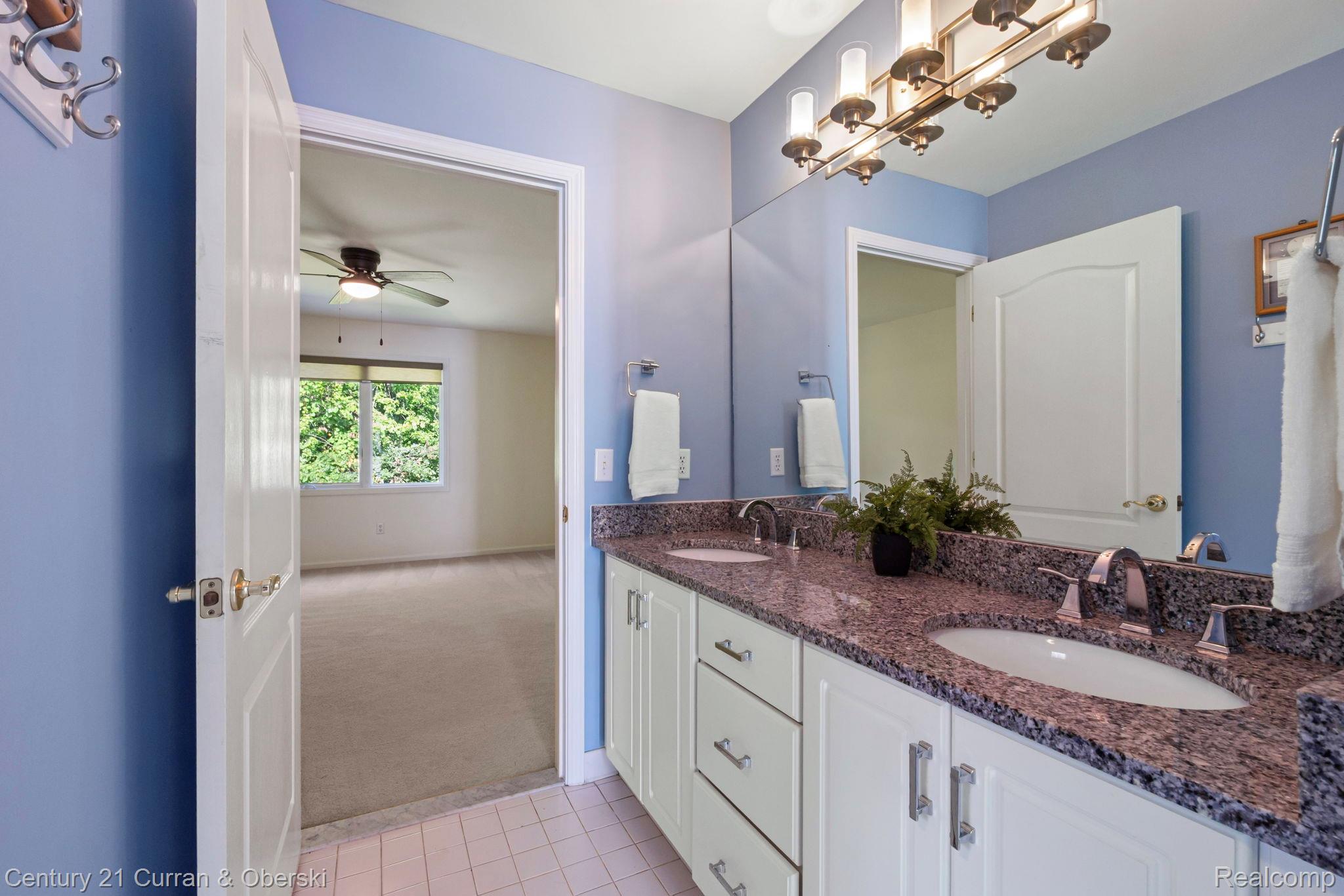 Novi, Michigan, 48374, United States, 4 Bedrooms Bedrooms, ,6 BathroomsBathrooms,Residential,For Sale,1914653