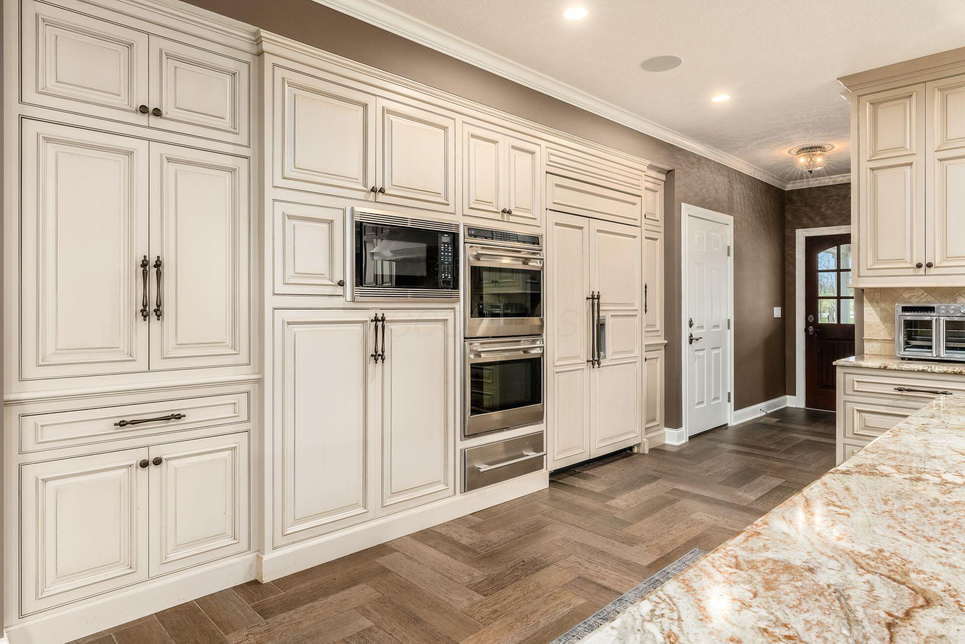 Pickerington, Ohio, 43147, United States, 6 Bedrooms Bedrooms, ,8 BathroomsBathrooms,Residential,For Sale,1766515