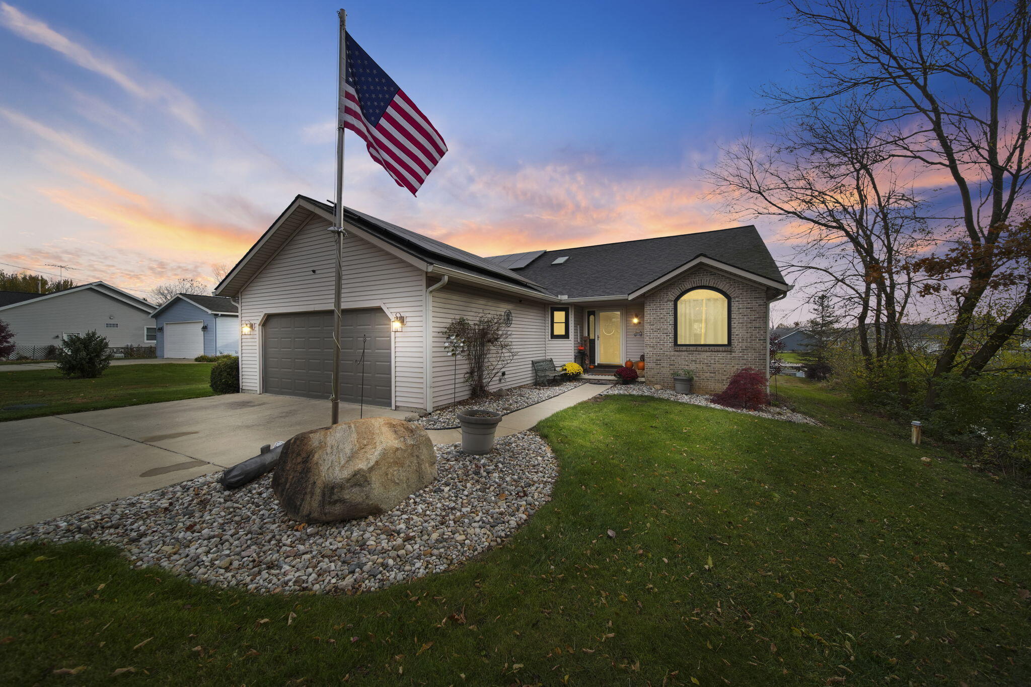 Onsted, Michigan, 49265, United States, 3 Bedrooms Bedrooms, ,3 BathroomsBathrooms,Residential,For Sale,1984603