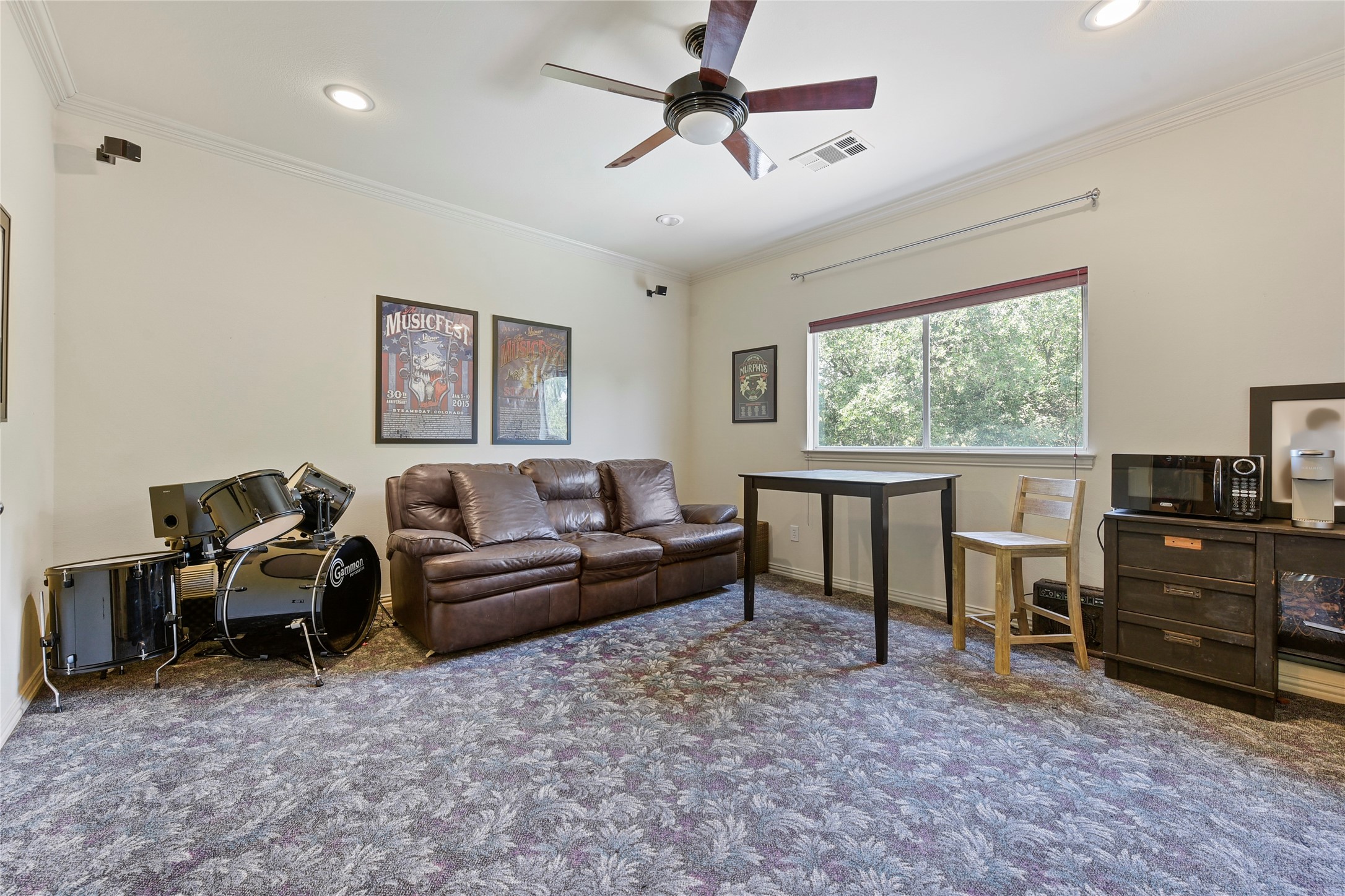 Heath, Texas, 75032, United States, 4 Bedrooms Bedrooms, ,3 BathroomsBathrooms,Residential,For Sale,1829391