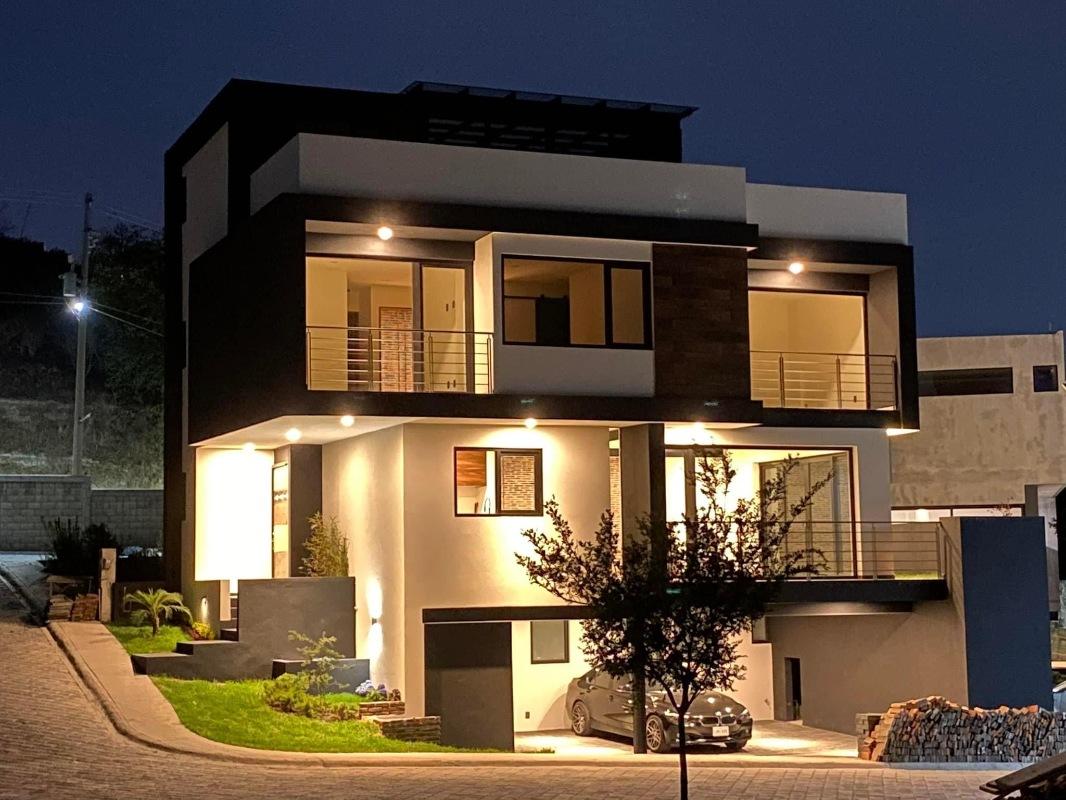 Camino a la Estadia, Atizapán de Zaragoza, Estado de México, 52930, Mexico, 3 Bedrooms Bedrooms, ,4 BathroomsBathrooms,Residential,For Sale,Camino a la Estadia,1441048