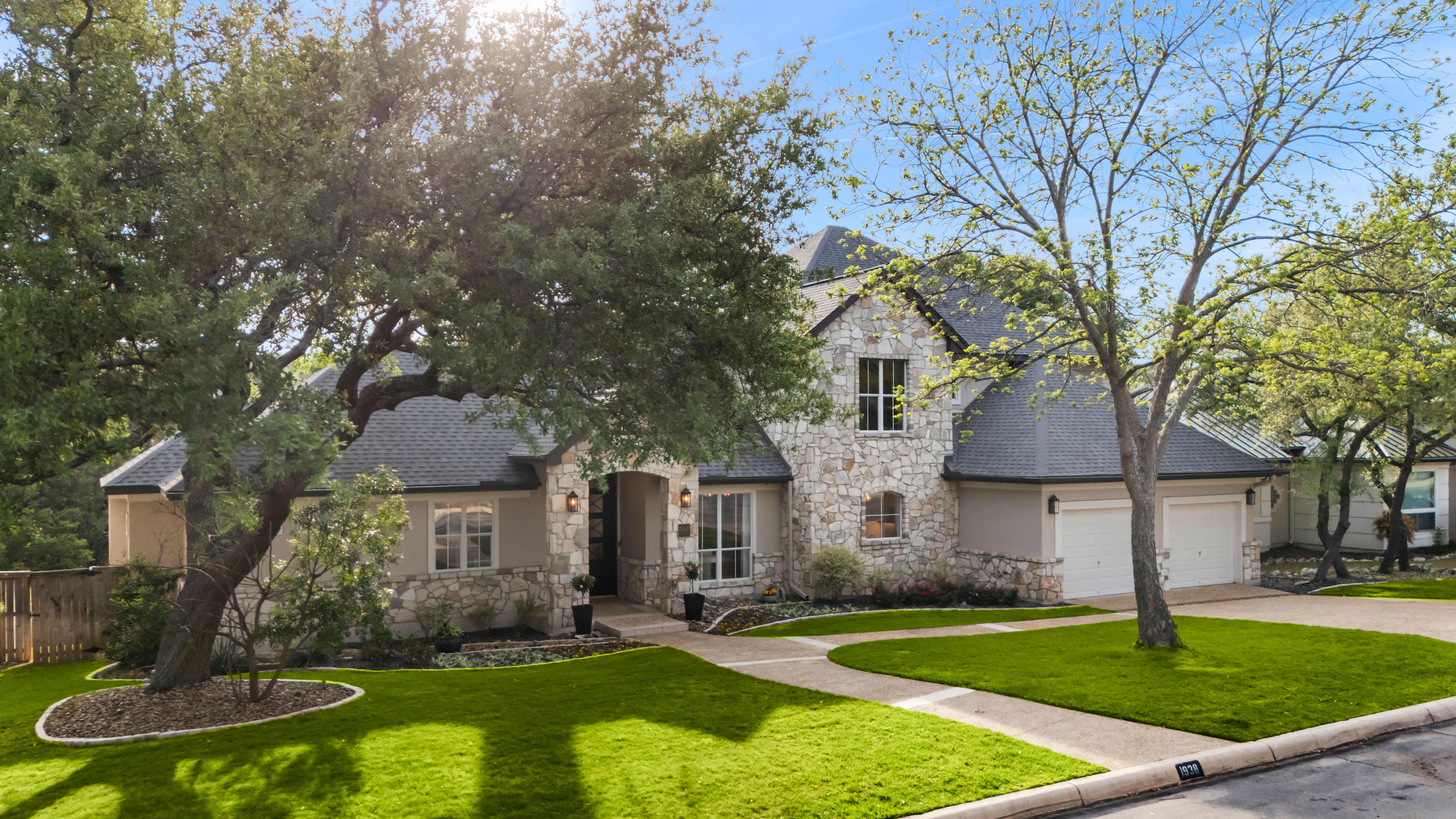  A Rare Vineyard Find: Greenbelt, Fully Renovated with Elevated Outdoor Living - 物件實景