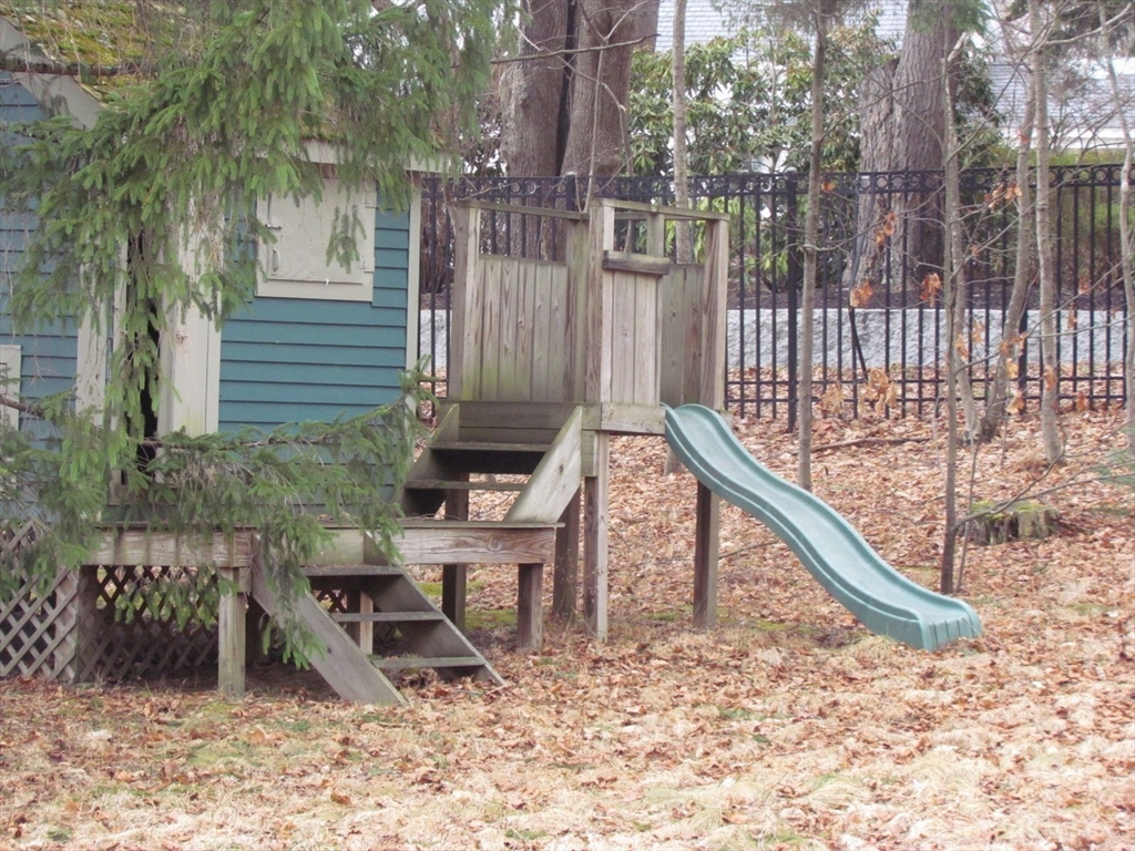 Lunenburg, Massachusetts, 01462, United States, 3 Bedrooms Bedrooms, ,3 BathroomsBathrooms,Residential,For Sale,1967616