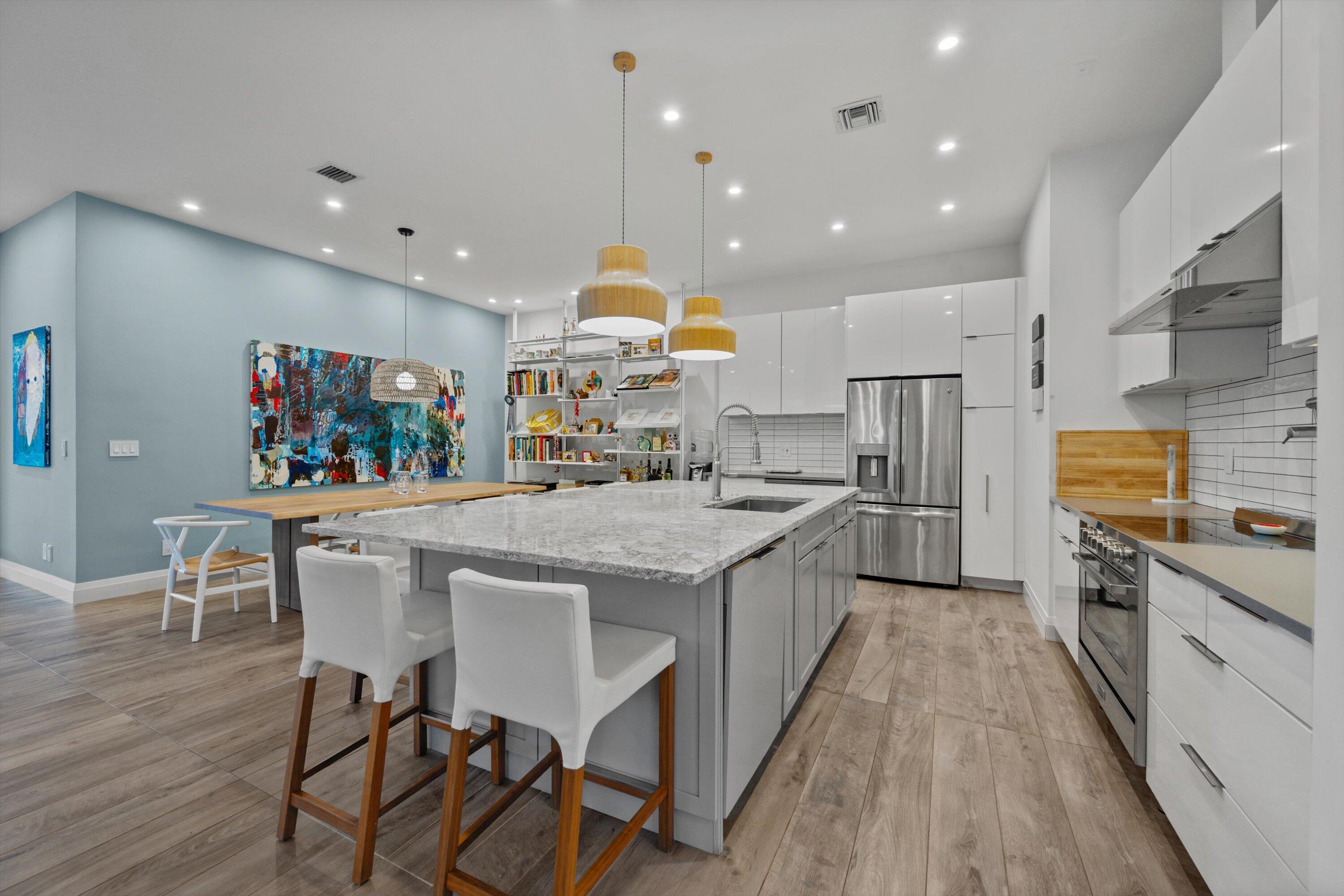  2940 Twin Oaks Way - 物件實景