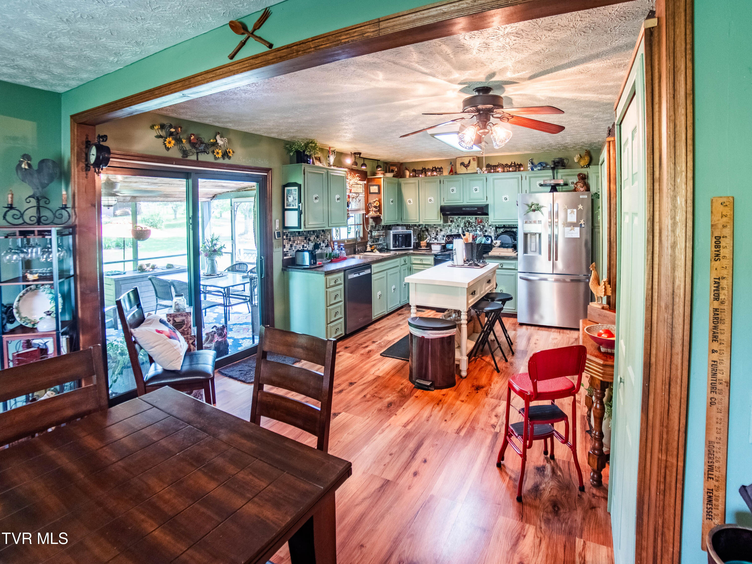 Surgoinsville, Tennessee, 37873, United States, 3 Bedrooms Bedrooms, ,3 BathroomsBathrooms,Residential,For Sale,1937059