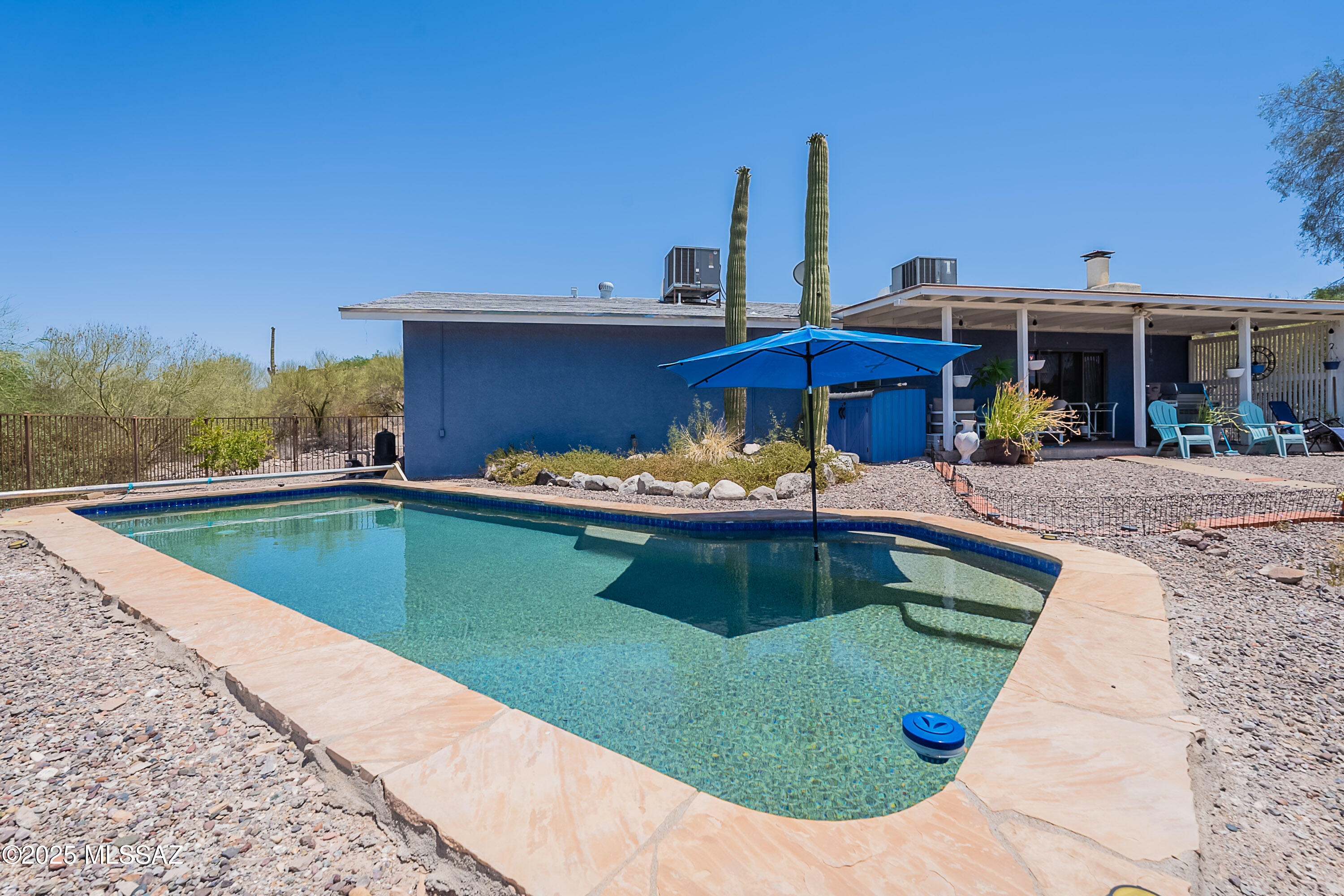 Tucson, Arizona, 85745, United States, 3 Bedrooms Bedrooms, ,2 BathroomsBathrooms,Residential,For Sale,1857796
