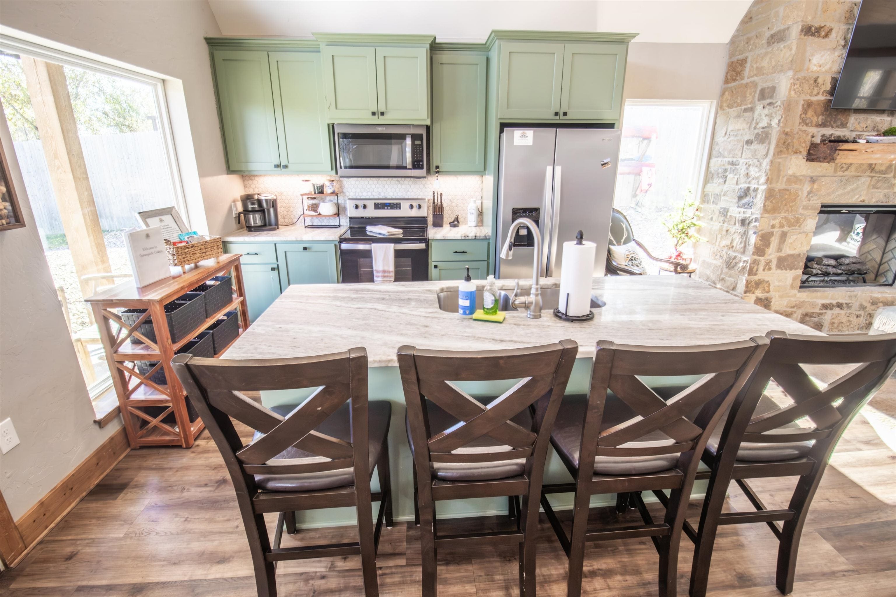 Jefferson, Texas, 75657, United States, 3 Bedrooms Bedrooms, ,3 BathroomsBathrooms,Residential,For Sale,2005348