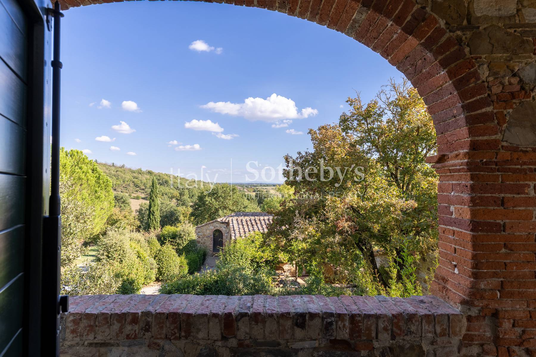  Leopoldina Villa and Hamlet with 9 Residential Units in Tuscany - 物件實景