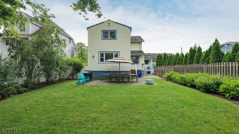 Westfield Town, New Jersey, 07090, United States, 4 Bedrooms Bedrooms, ,3 BathroomsBathrooms,Residential,For Sale,1941092