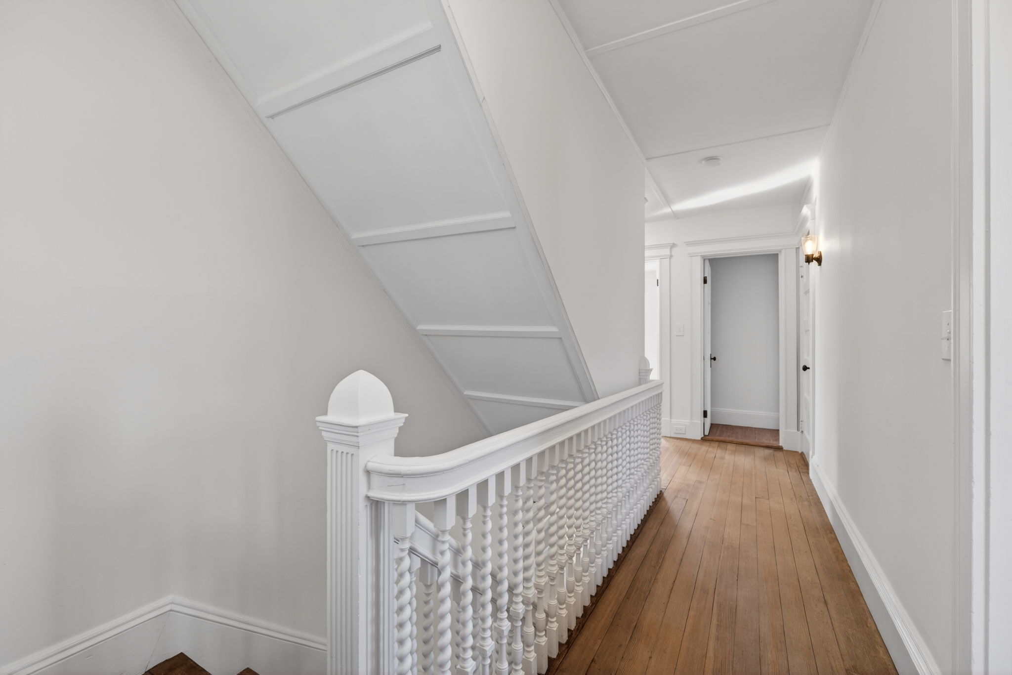  Stately and Timeless - 物件實景