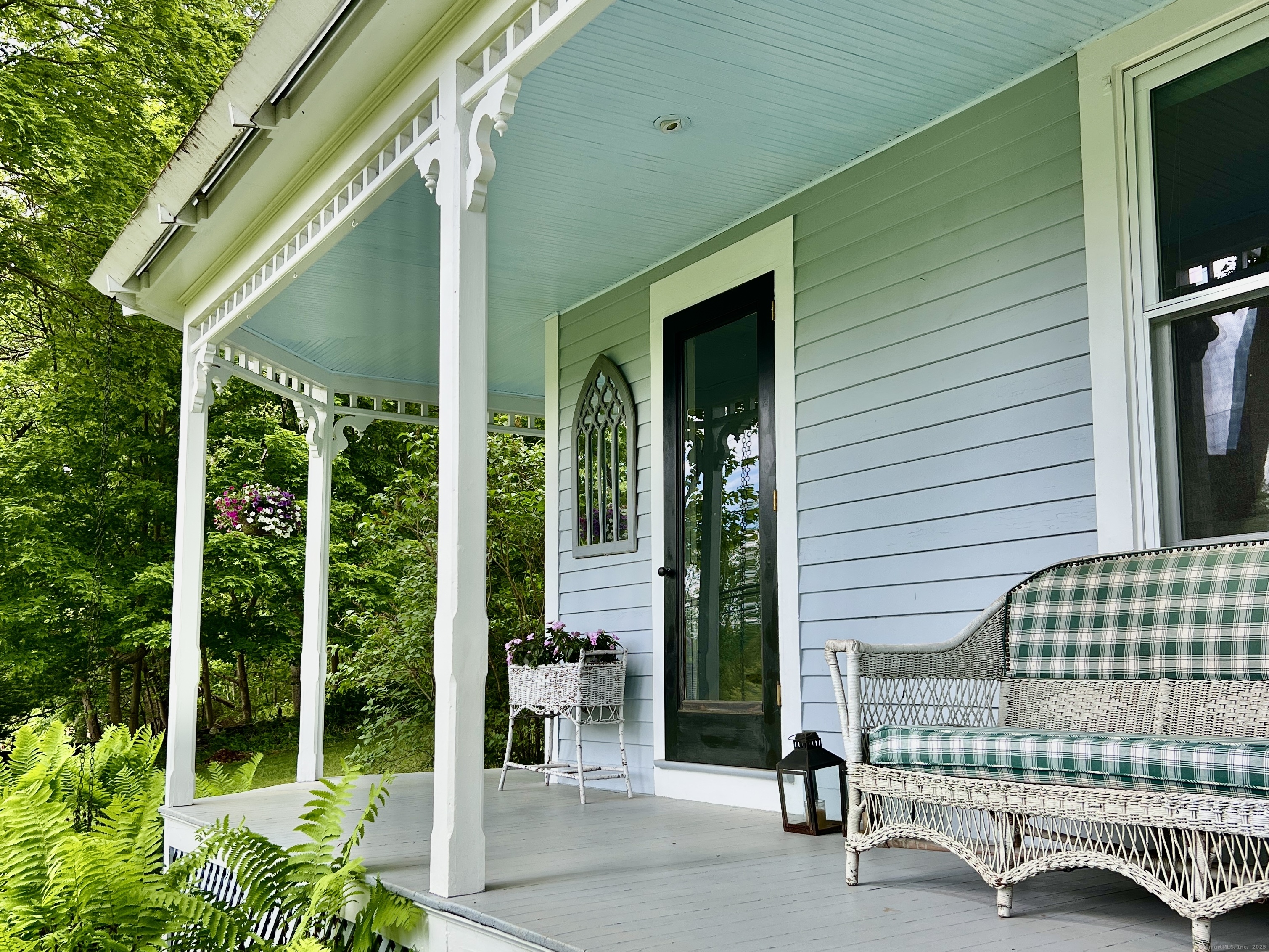 East Haddam, Connecticut, 06423, United States, 3 Bedrooms Bedrooms, ,2 BathroomsBathrooms,Residential,For Sale,1840109