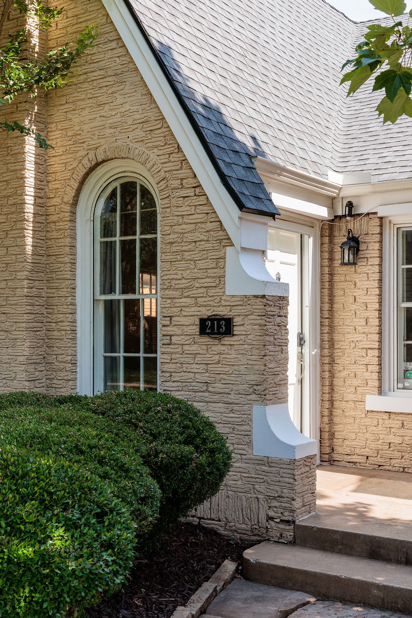  213 Northwest 35th Street, Oklahoma City, OK 73118 - 物件實景