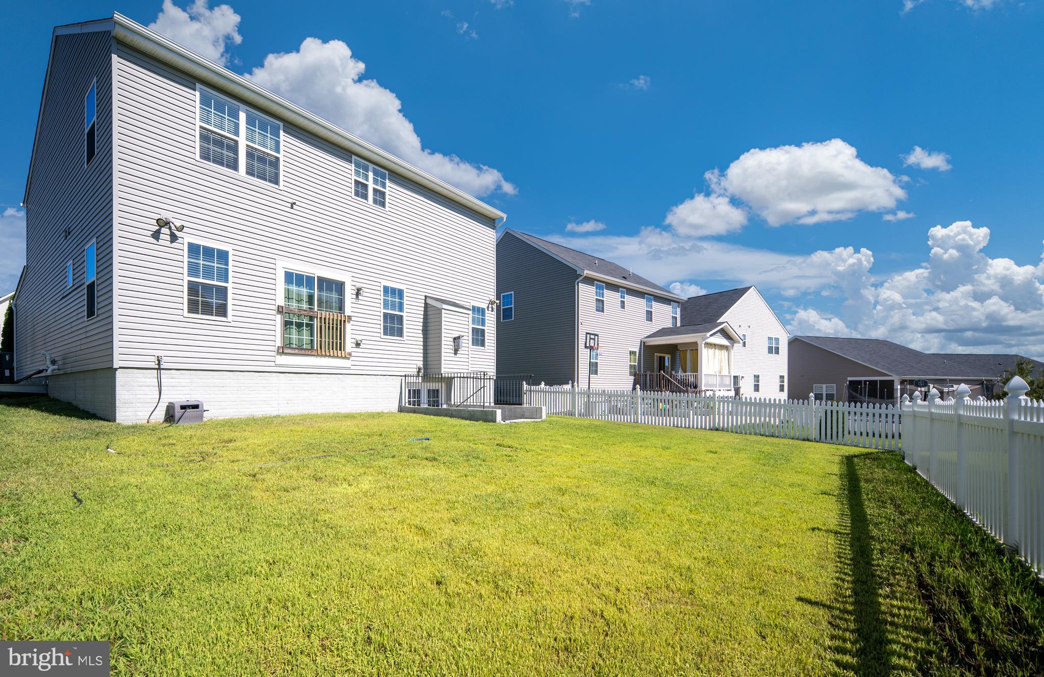 Fredericksburg, Virginia, 22407, United States, 4 Bedrooms Bedrooms, ,3 BathroomsBathrooms,Residential,For Sale,1996636