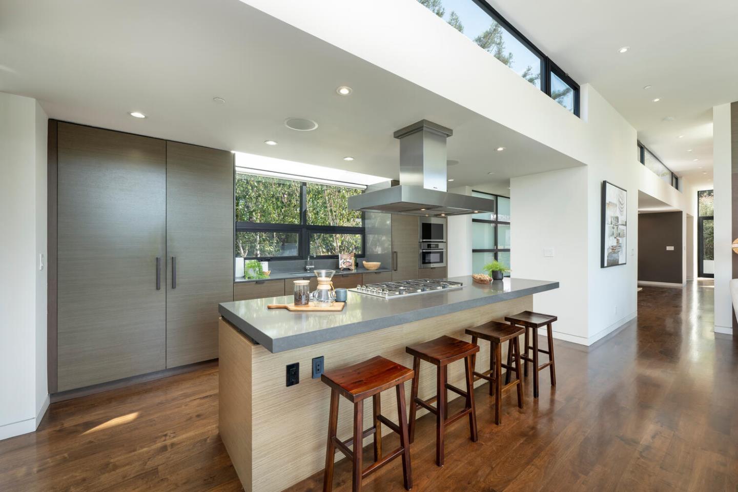 Hillsborough, California, 94010, United States, 4 Bedrooms Bedrooms, ,4 BathroomsBathrooms,Residential,For Sale,1940543