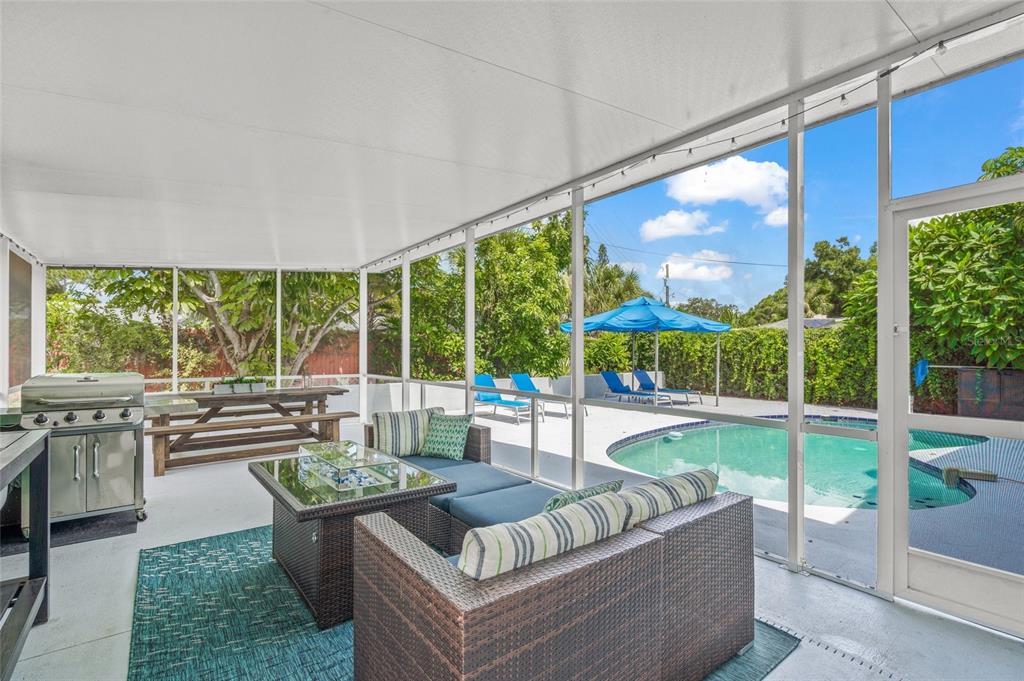 Sarasota, Florida, 34234, United States, 2 Bedrooms Bedrooms, ,2 BathroomsBathrooms,Residential,For Sale,1838237