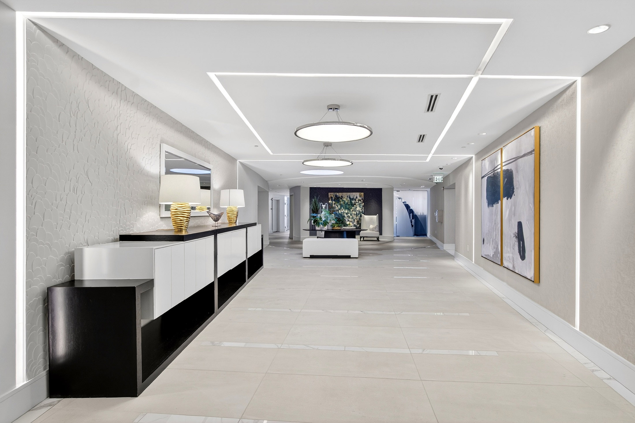  Immaculate Two Bedroom with Dedicated Office/Den at Sought-after Terminus - 物件實景