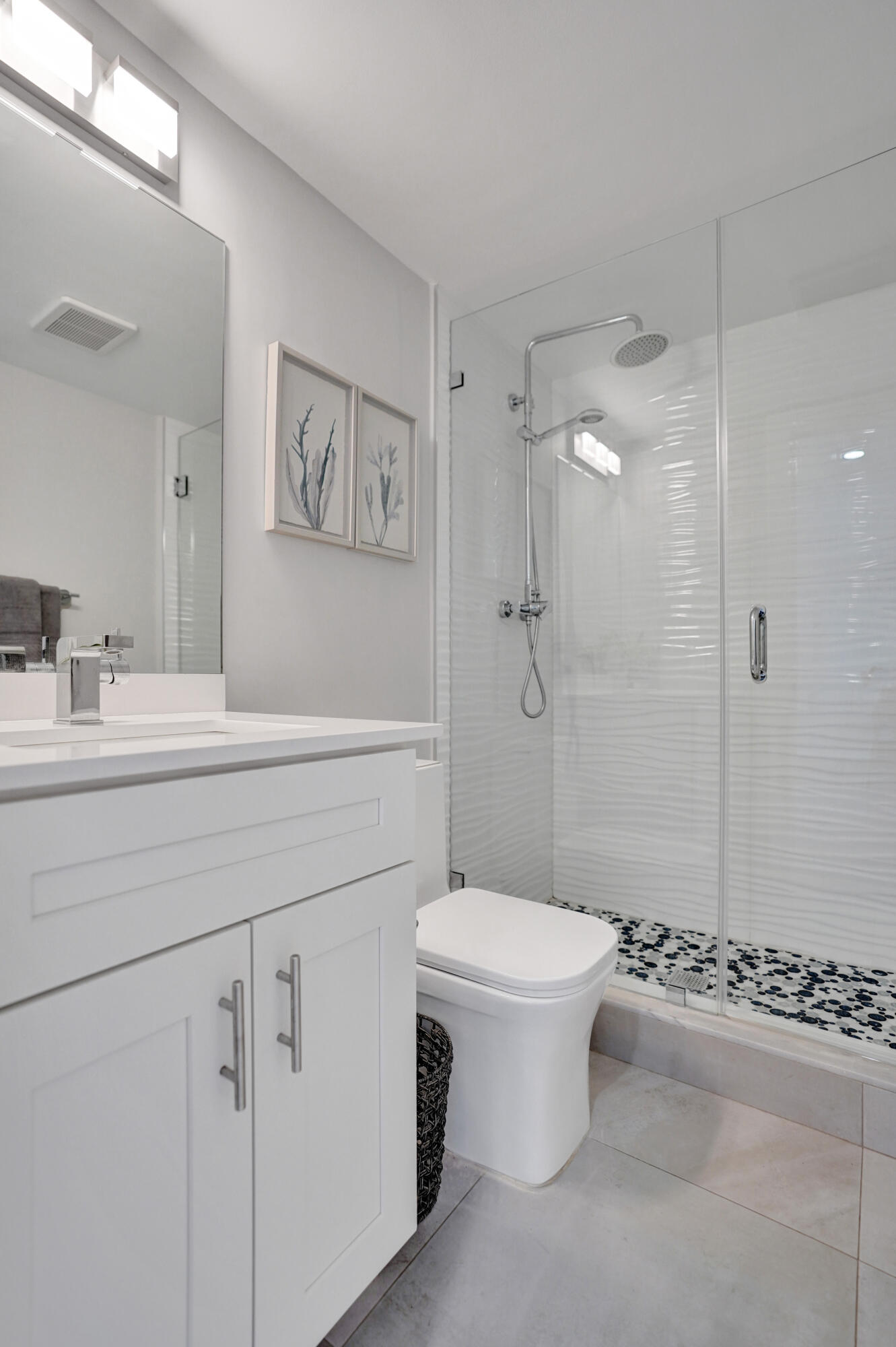 Highland Beach, Florida, 33487, United States, 2 Bedrooms Bedrooms, ,2 BathroomsBathrooms,Residential,For Sale,1828611