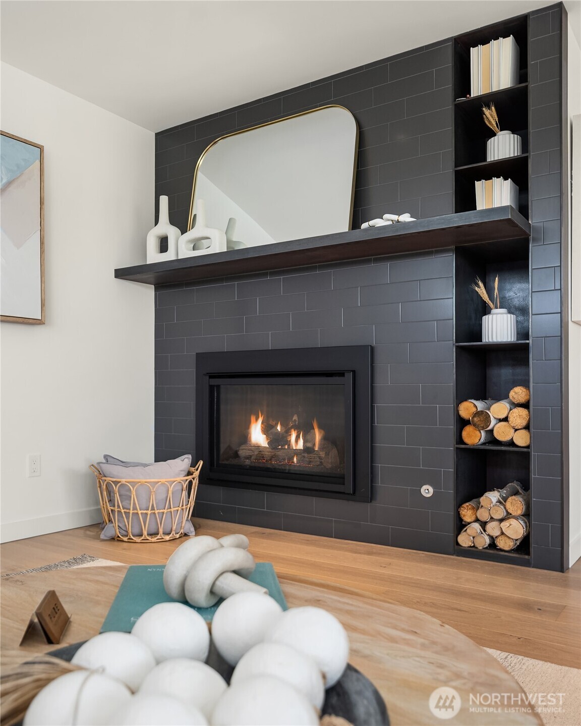 Seattle, Washington, 98177, United States, 4 Bedrooms Bedrooms, ,1 BathroomBathrooms,Residential,For Sale,1988079