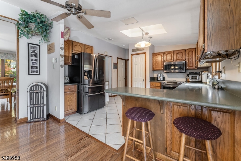 Newton, New Jersey, 07860, United States, 3 Bedrooms Bedrooms, ,3 BathroomsBathrooms,Residential,For Sale,1980842