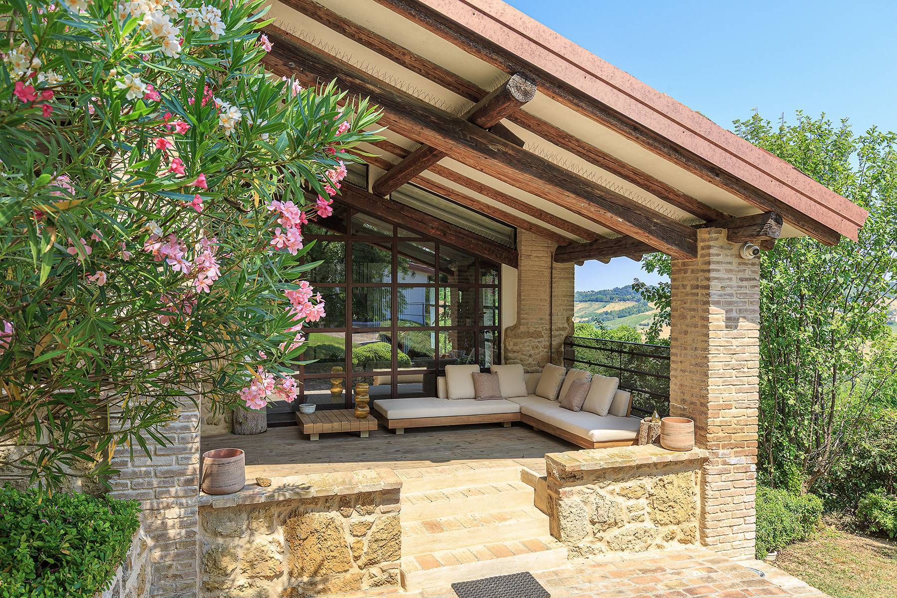  Charming Country House with Pool in the Hills of Castell