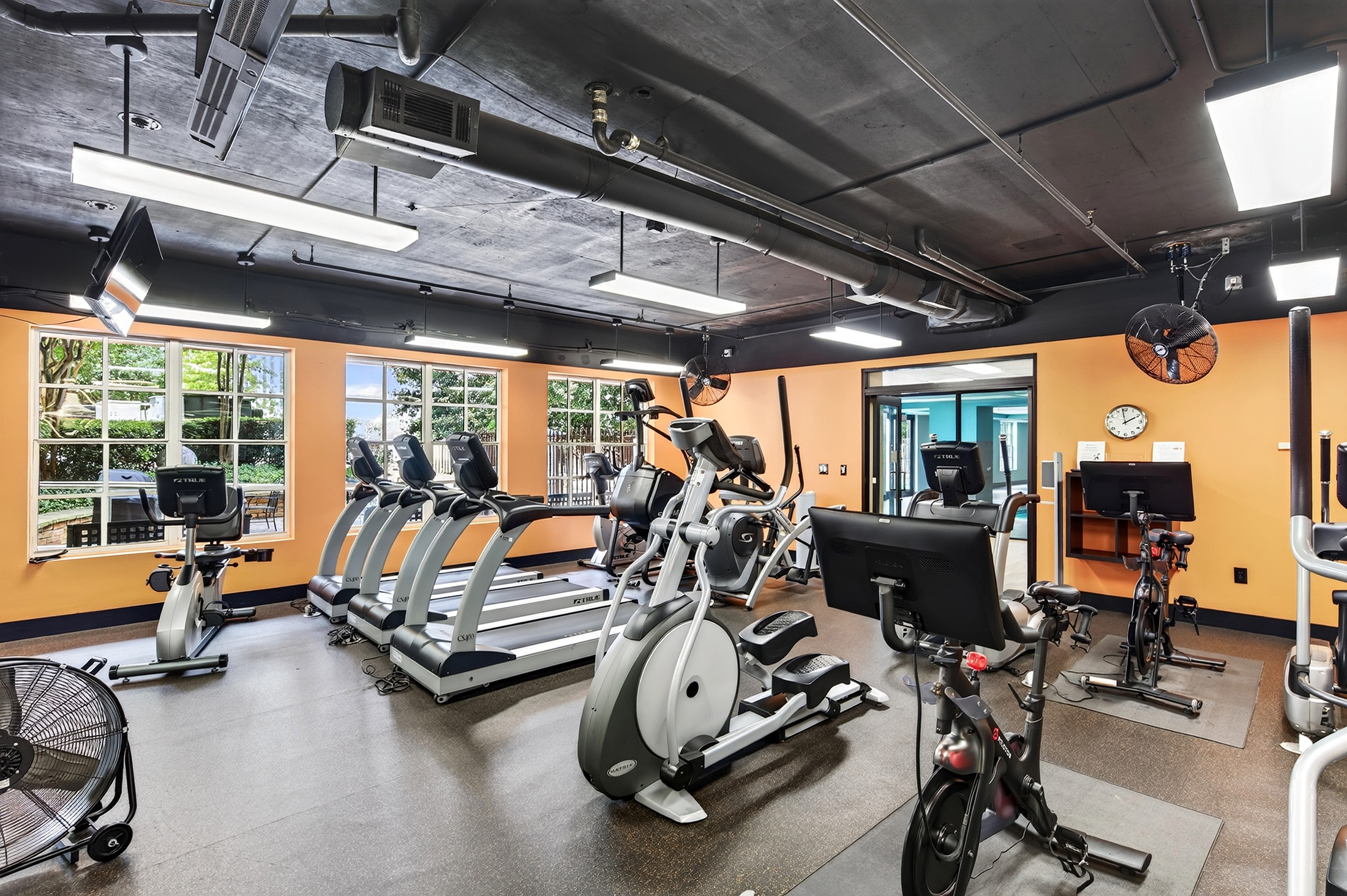  Beautifully Renovated Condo in Unbeatable Midtown Location - 物件實景