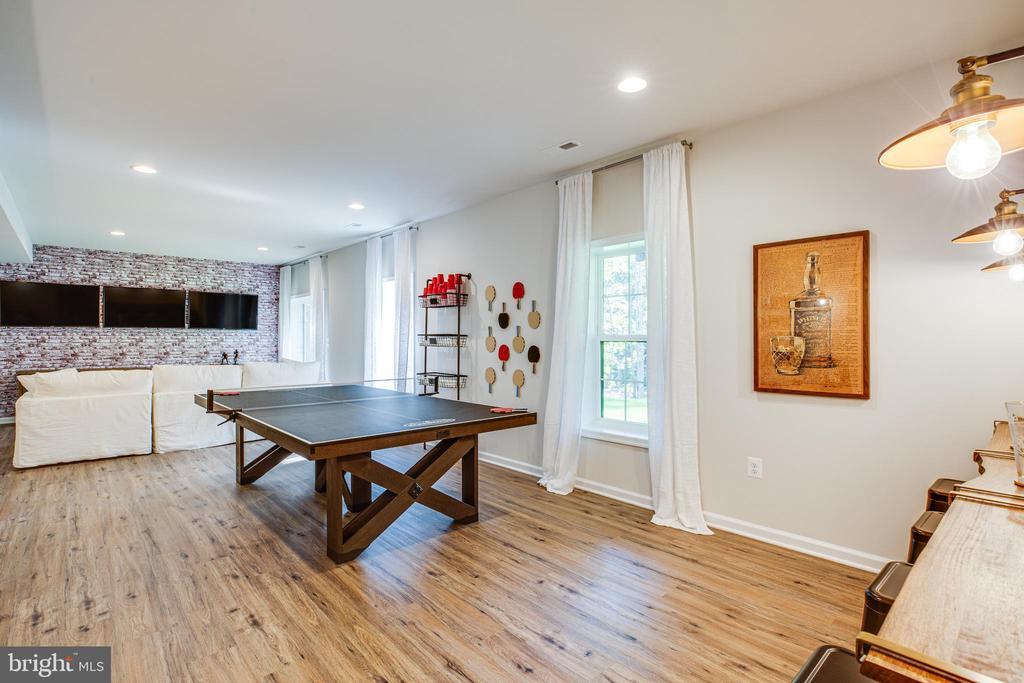 Spotsylvania, Virginia, 22551, United States, 6 Bedrooms Bedrooms, ,4 BathroomsBathrooms,Residential,For Sale,1916890