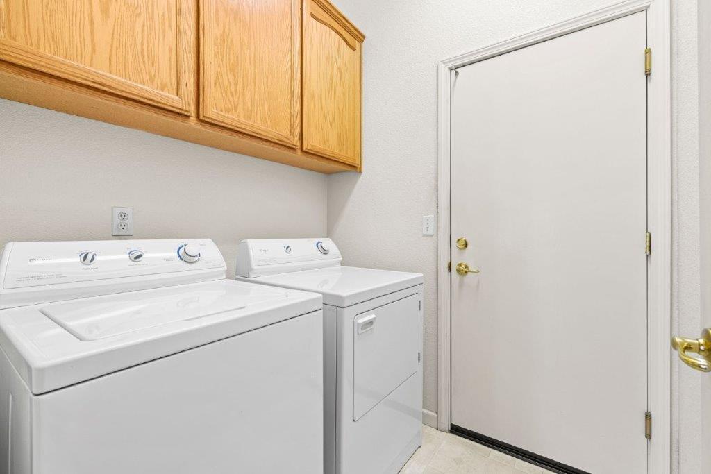 Galt, California, 95632, United States, 3 Bedrooms Bedrooms, ,2 BathroomsBathrooms,Residential,For Sale,1983773