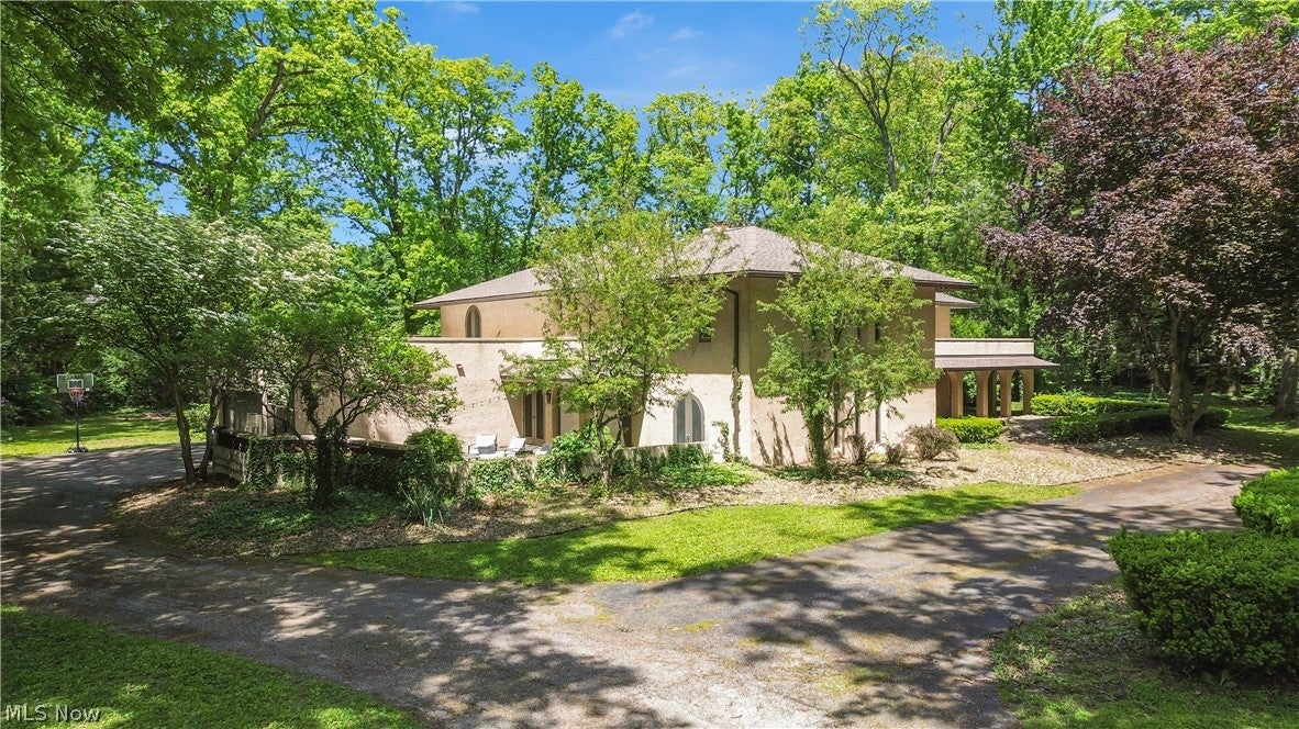 Howland, Ohio, 44484, United States, 4 Bedrooms Bedrooms, ,3 BathroomsBathrooms,Residential,For Sale,2048047