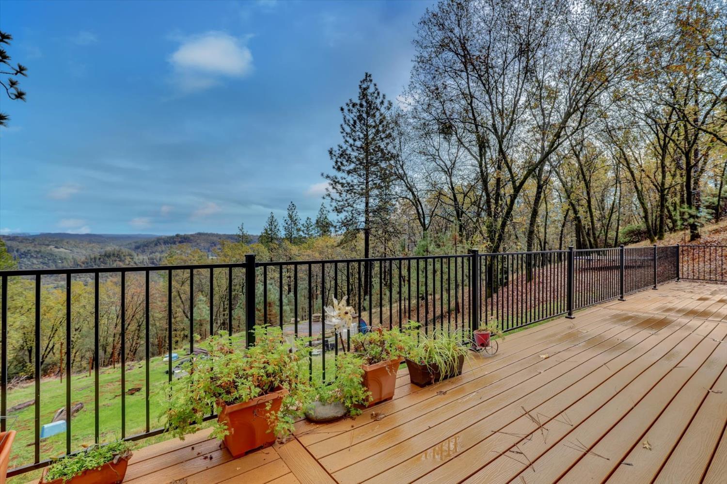 Grass Valley, California, 95949, United States, 2 Bedrooms Bedrooms, ,1 BathroomBathrooms,Residential,For Sale,1993836