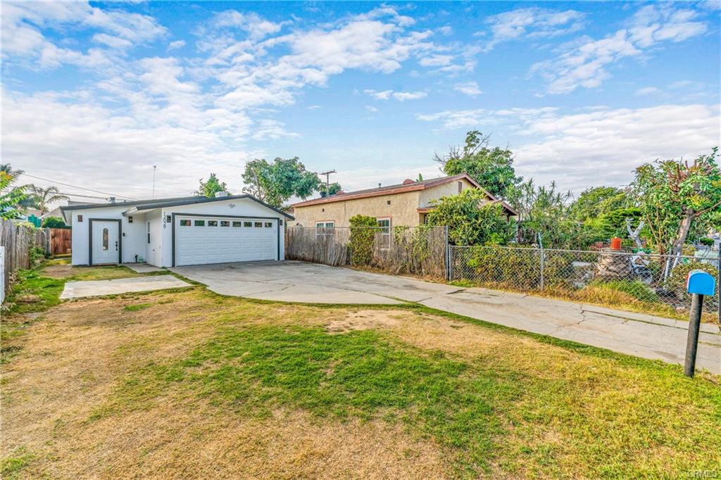 Lynwood, California, 90262, United States, 3 Bedrooms Bedrooms, ,1 BathroomBathrooms,Residential,For Sale,1975836