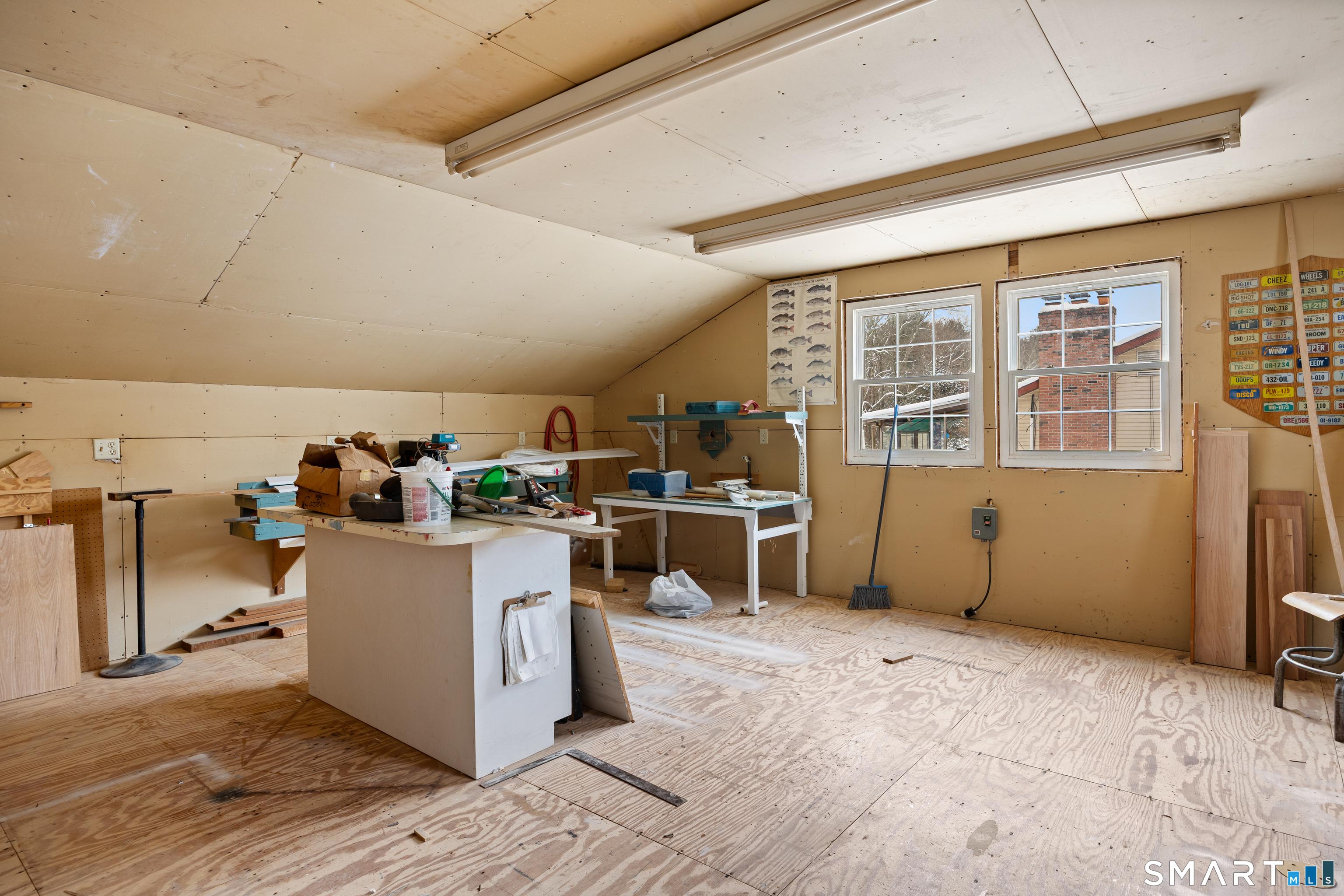 Southington, Connecticut, 06489, United States, 5 Bedrooms Bedrooms, ,3 BathroomsBathrooms,Residential,For Sale,2007439