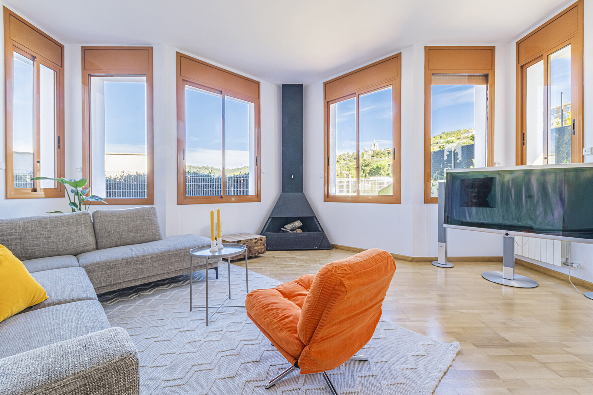  House in Vallvidrera with swimming pool and spectacular views of Tibidabo - 物件實景