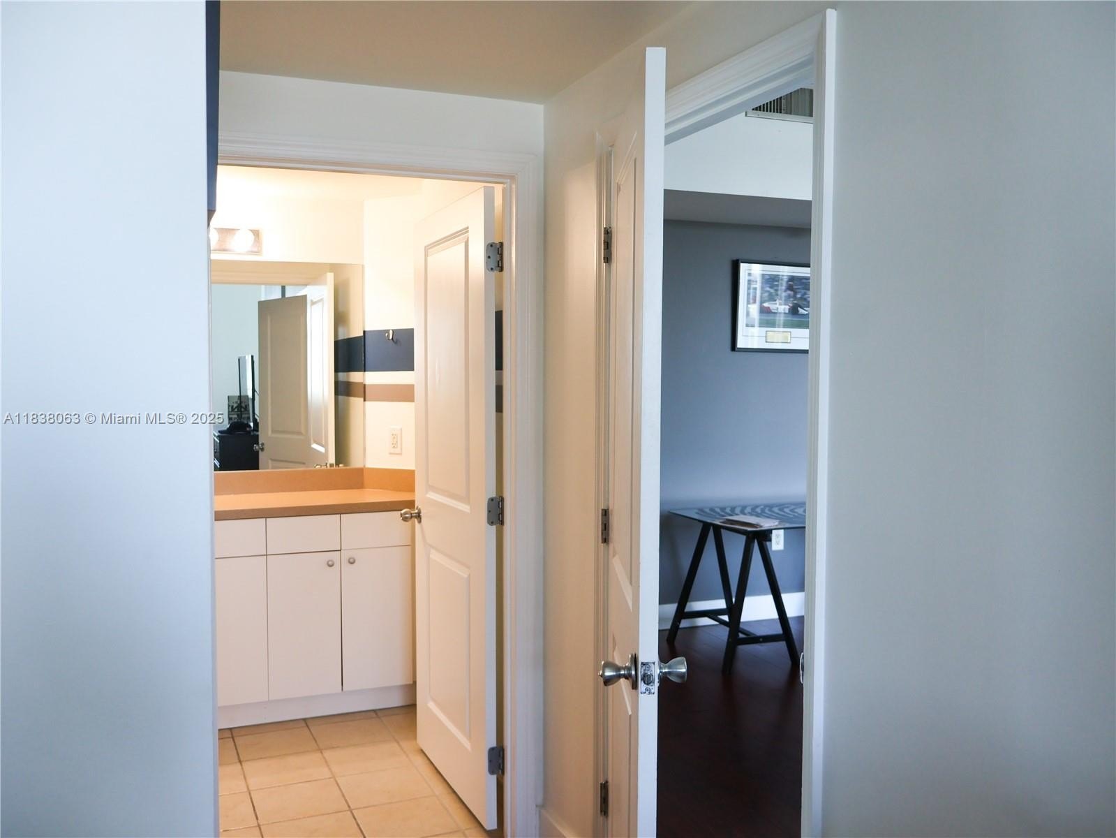 Miami, Florida, 33130, United States, 2 Bedrooms Bedrooms, ,2 BathroomsBathrooms,Residential,For Sale,1936974