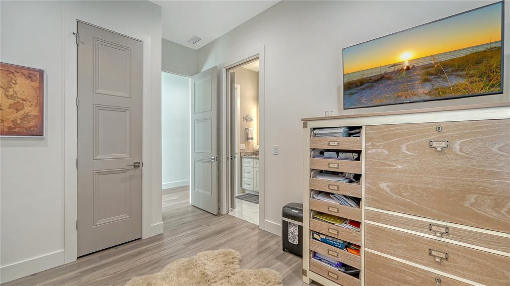 Sarasota, Florida, 34236, United States, 4 Bedrooms Bedrooms, ,4 BathroomsBathrooms,Residential,For Sale,2000414